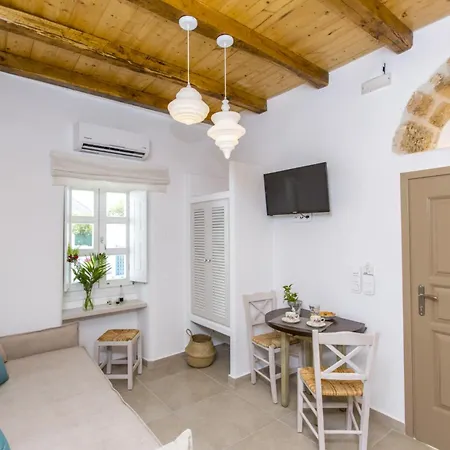 Ep'avlis Boutique Apartment *